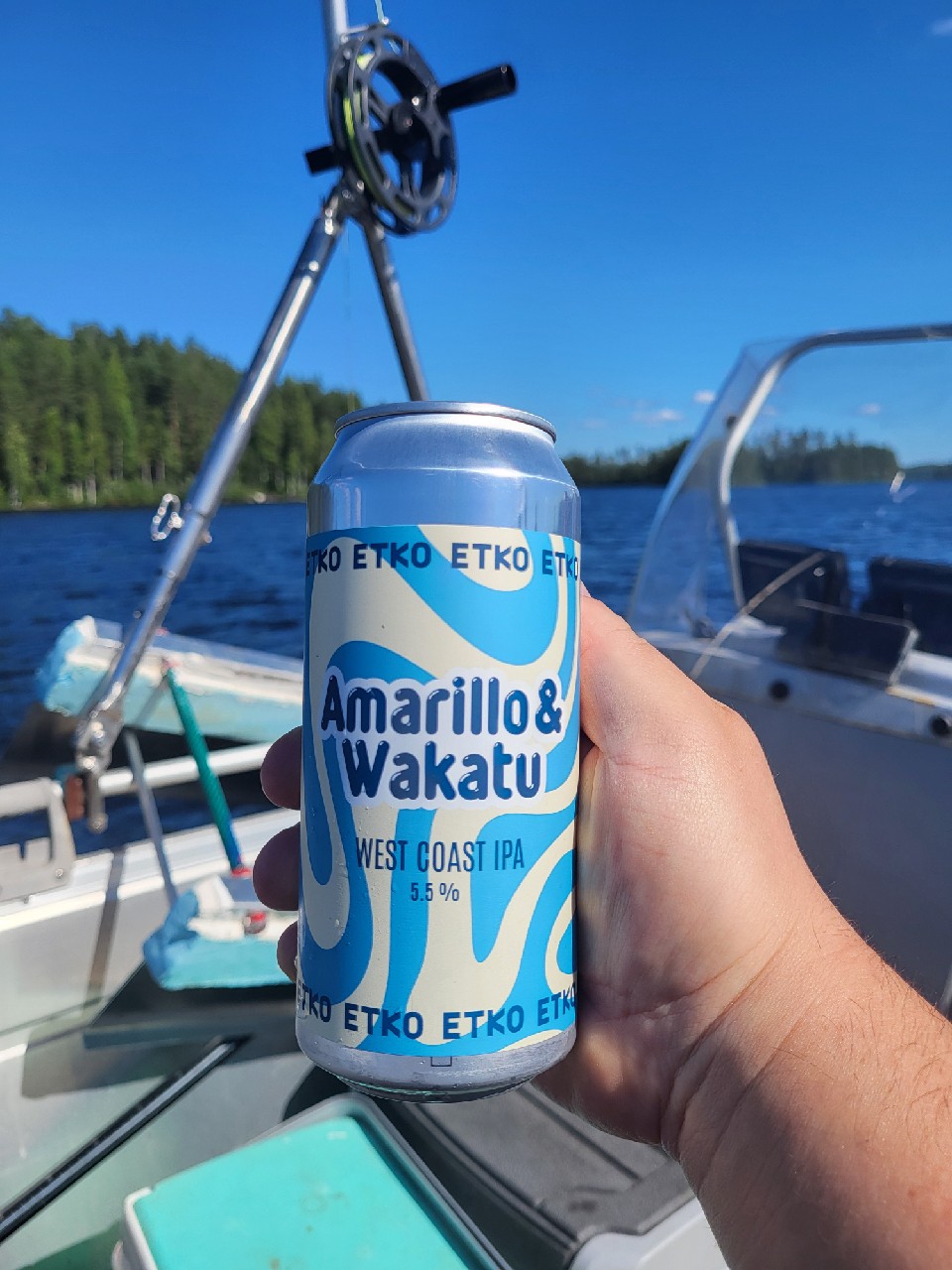 Amarillo & Wakatu, Finland