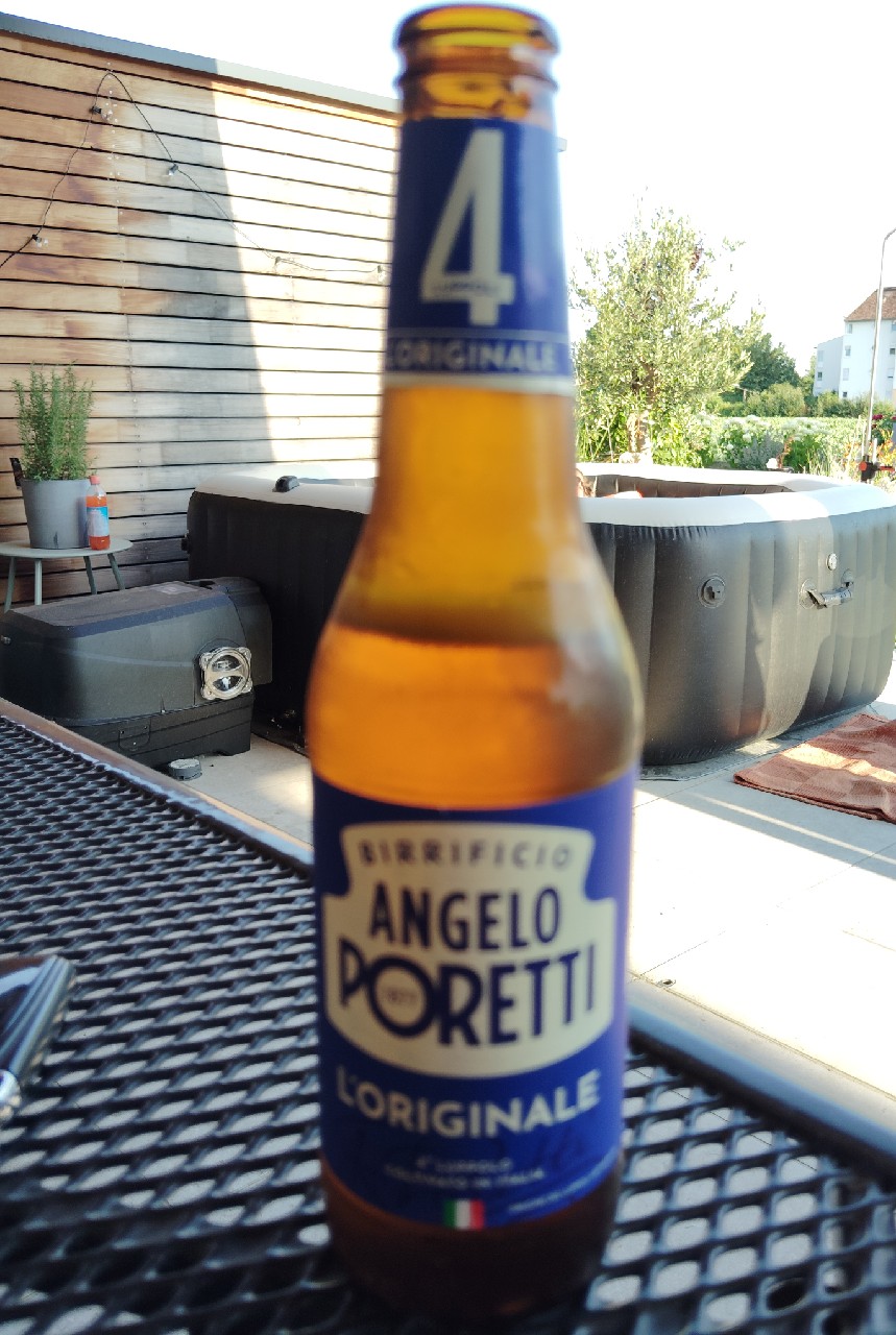 4 Luppoli L'Originale / 4 Hops / Premium Lager, Italy