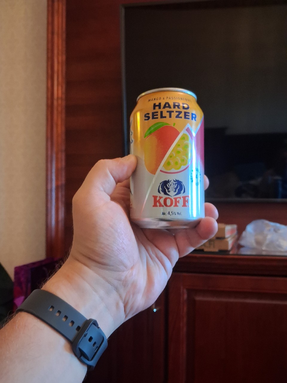 KOFF Hard Seltzer Mango-Passionfruit, Finland