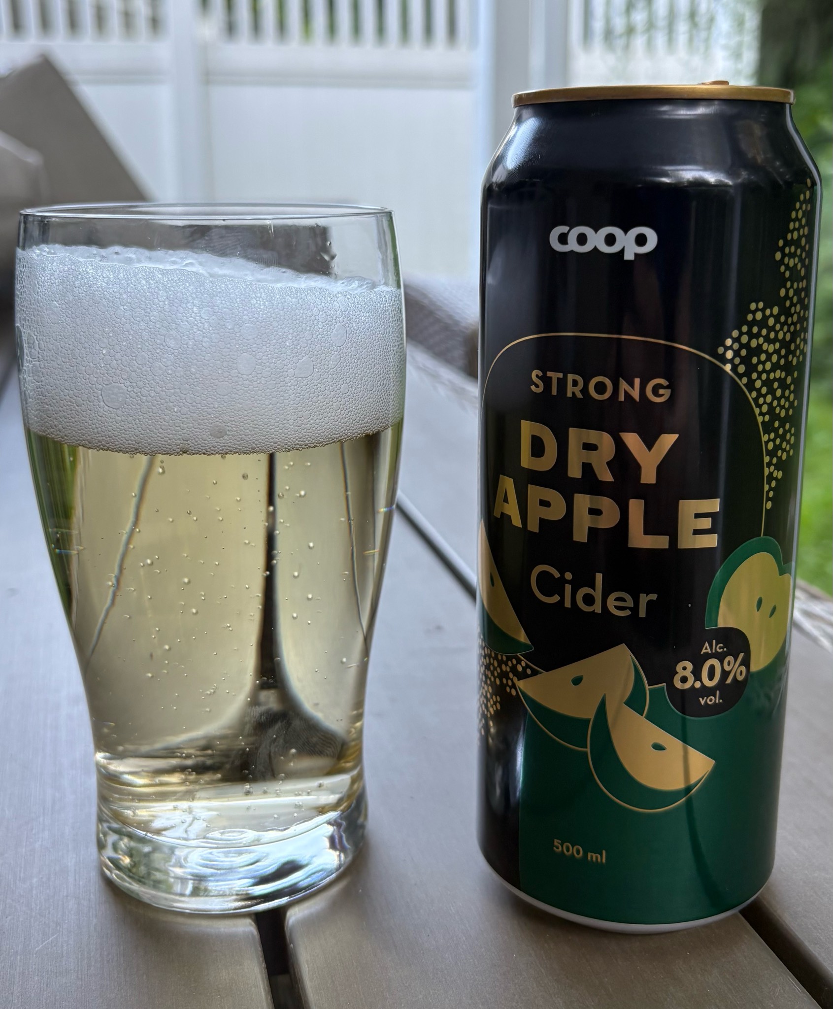 Coop Strong Dry Apple Cider, Finland