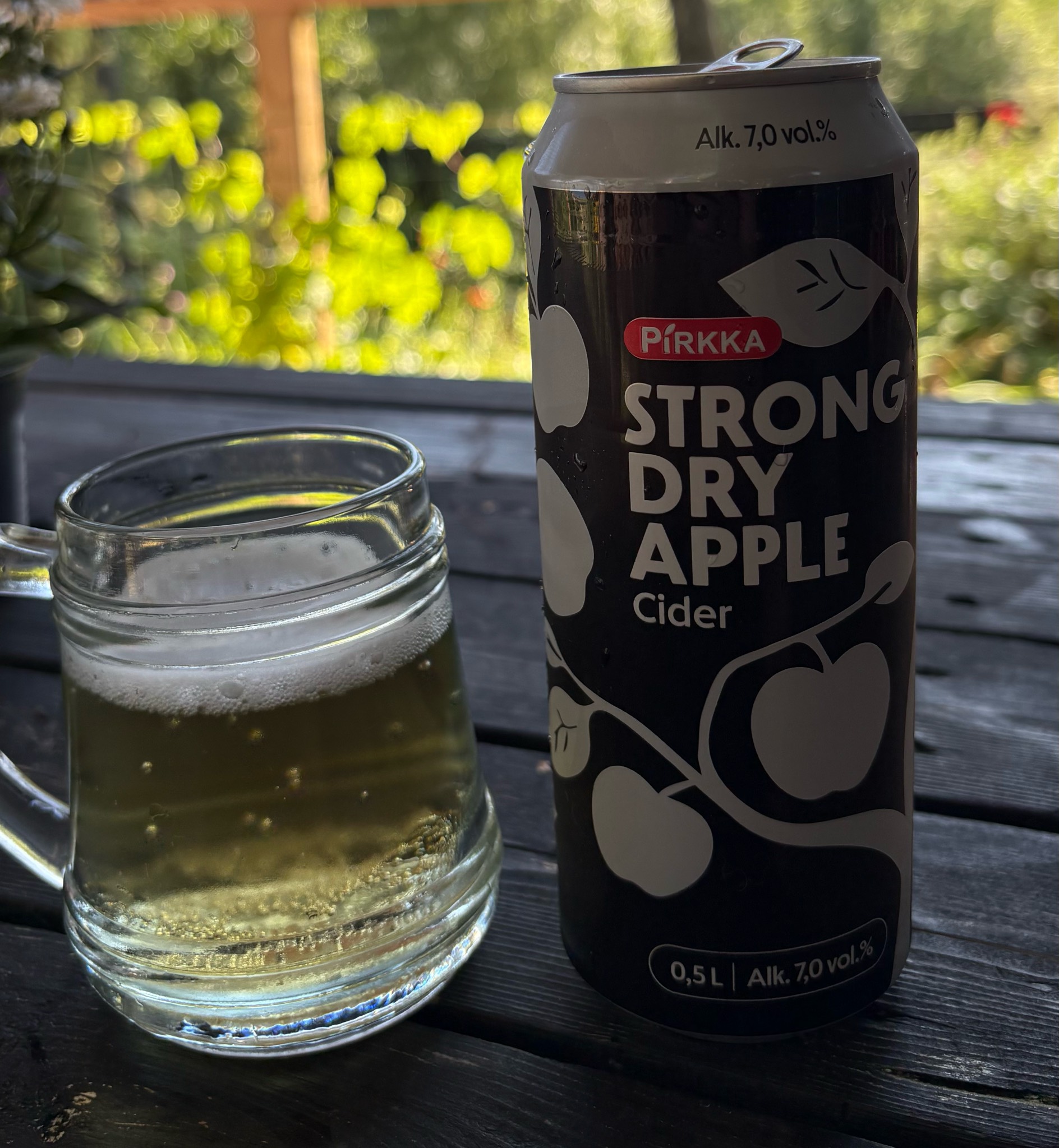 Pirkka strong dry apple cider, Finland