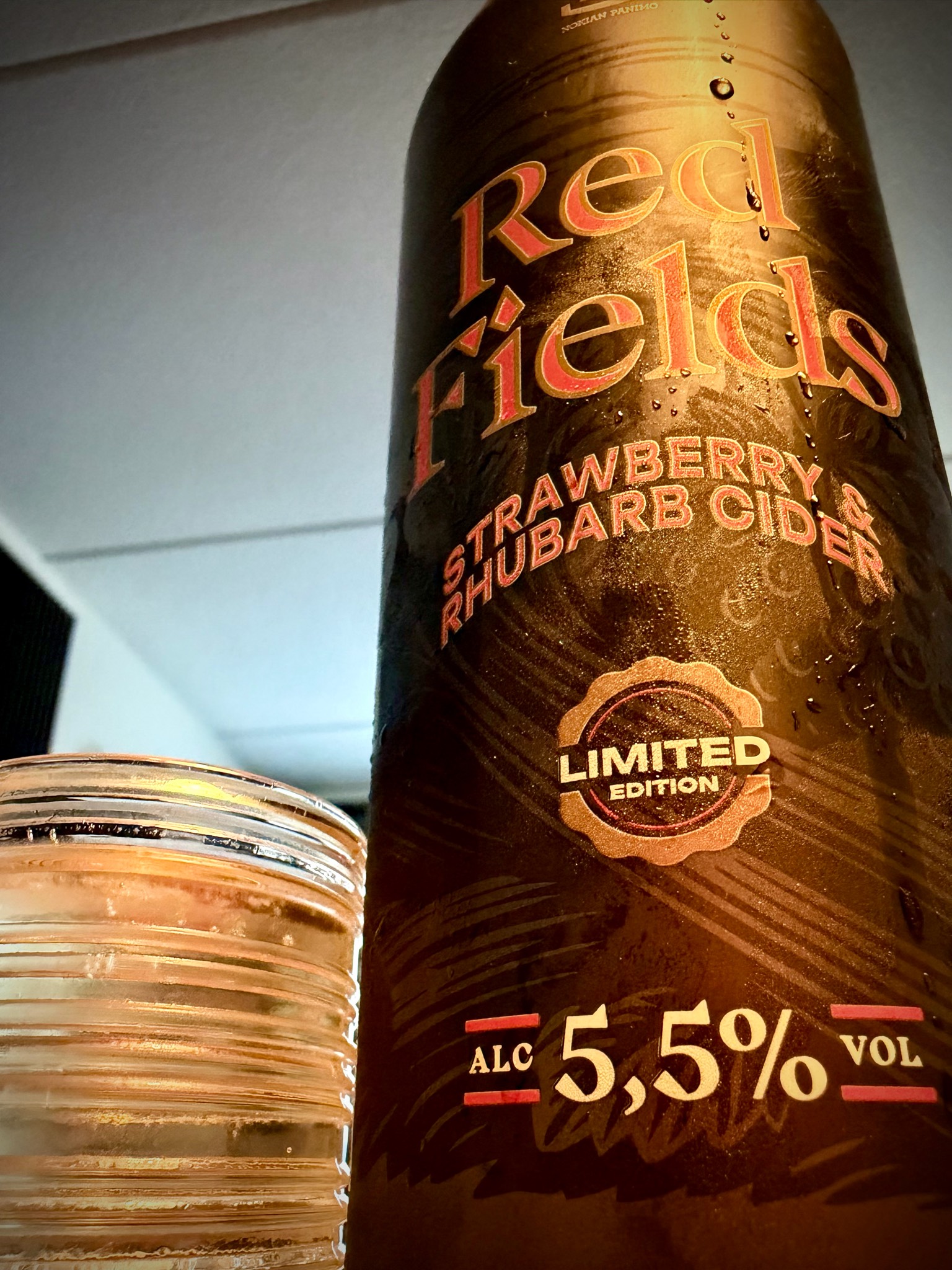 Red Fields Strawberry & Rhubarb Cider, Finland