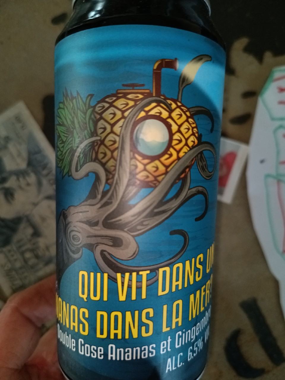Qui Vit Dans Un Ananas Dans La Mer?, France
