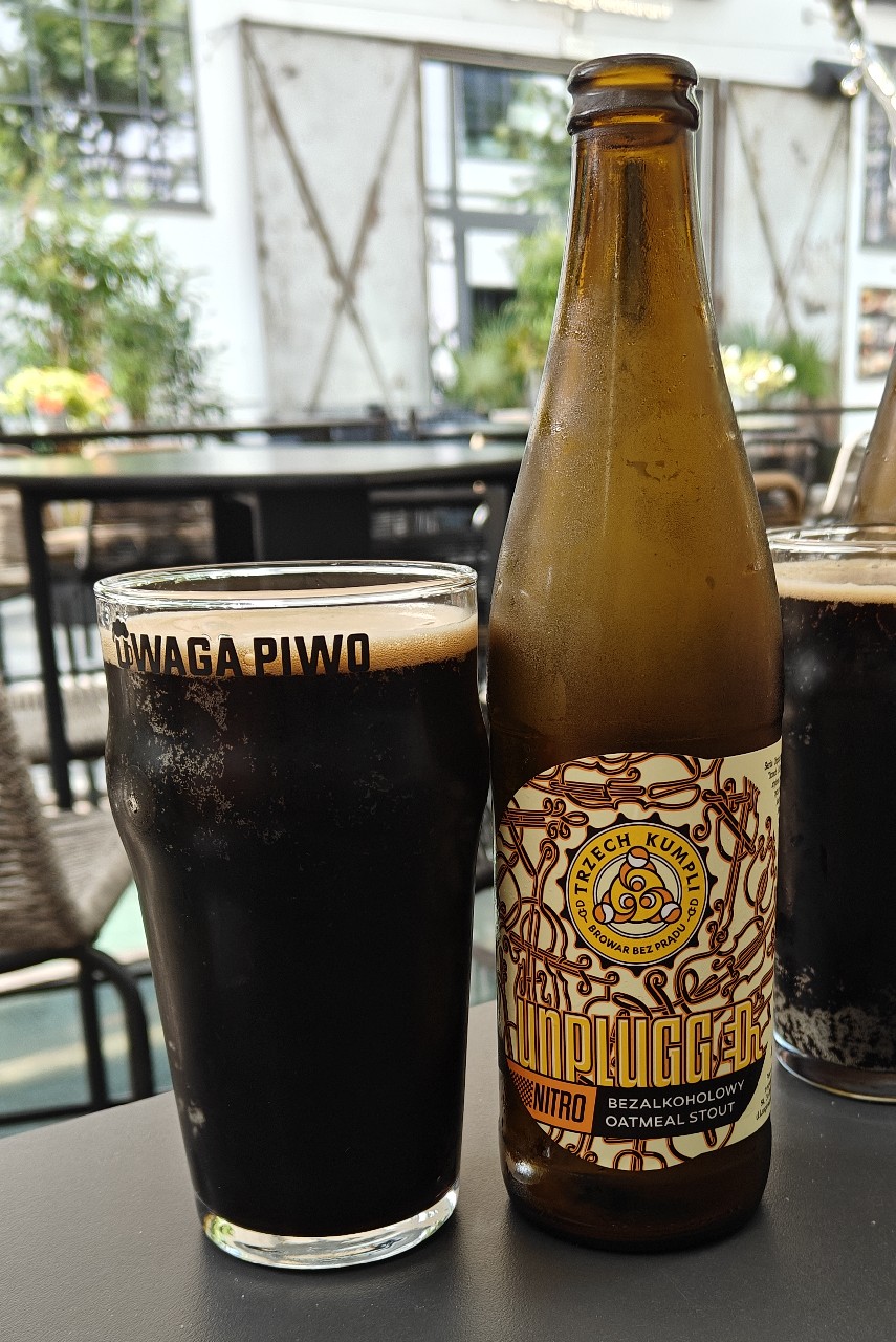 Unplugged Bezalkoholowy Oatmeal Stout Nitro, Poland