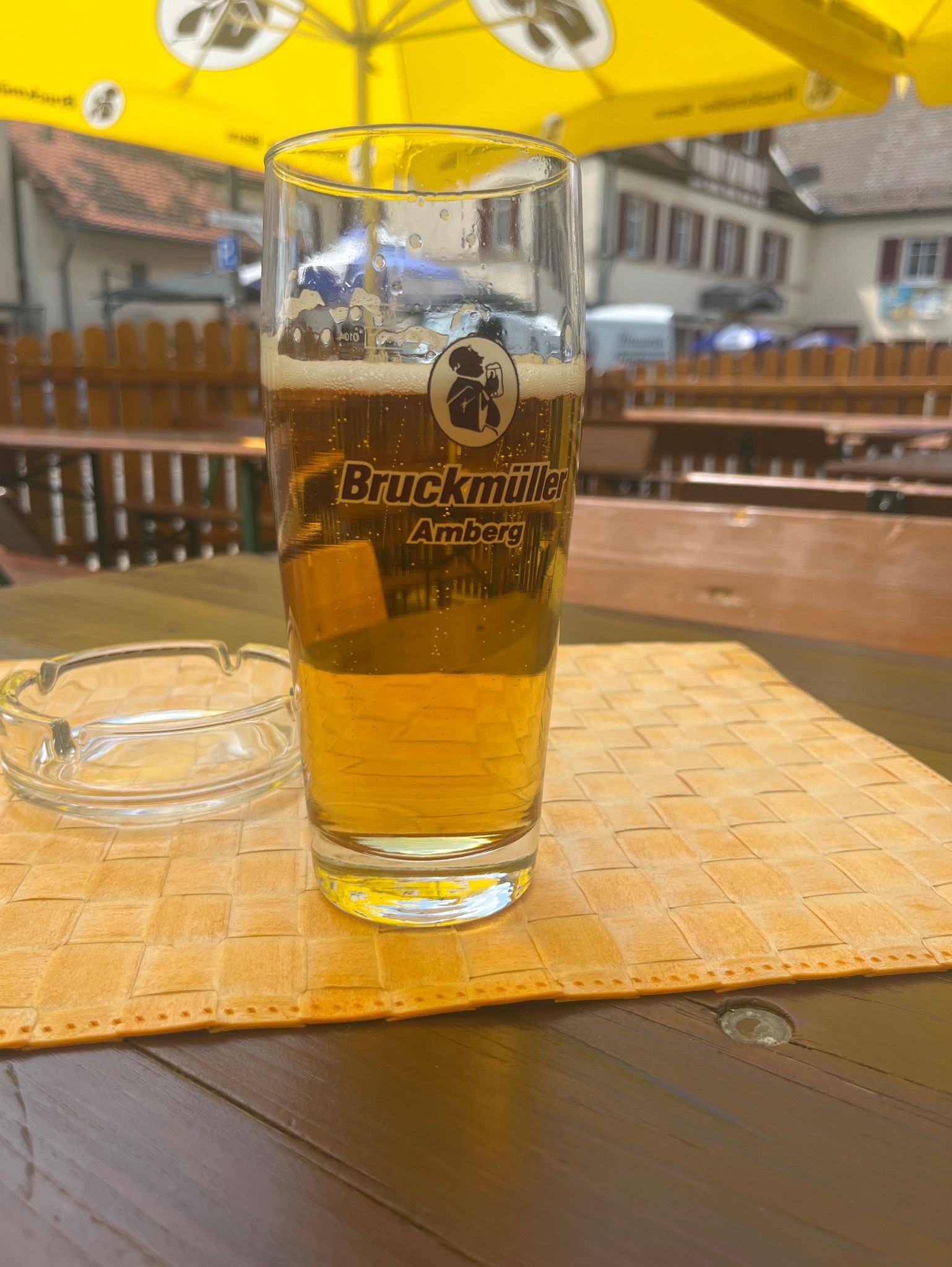 Bruckmüller Hell, Brauerei Bruckmüller