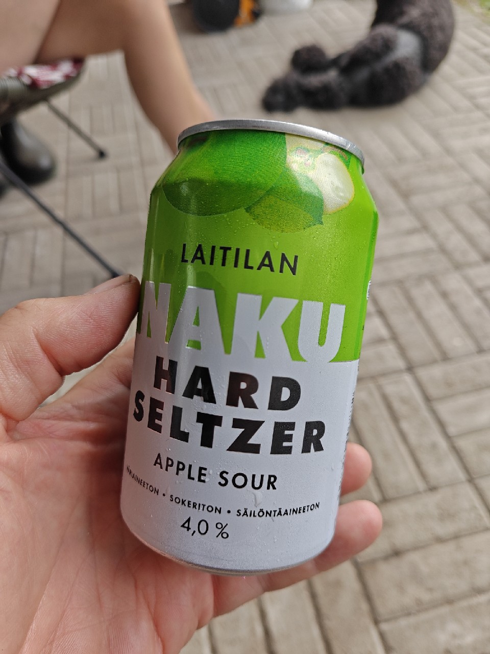 Laitilan NAKU Hard Seltzer Apple Sour 4%, Finland