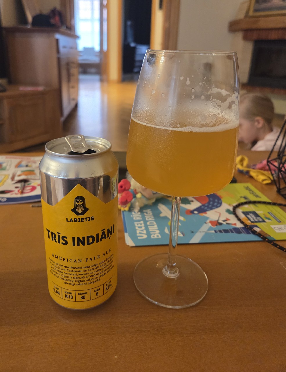Trīs Indiāņi, Labietis