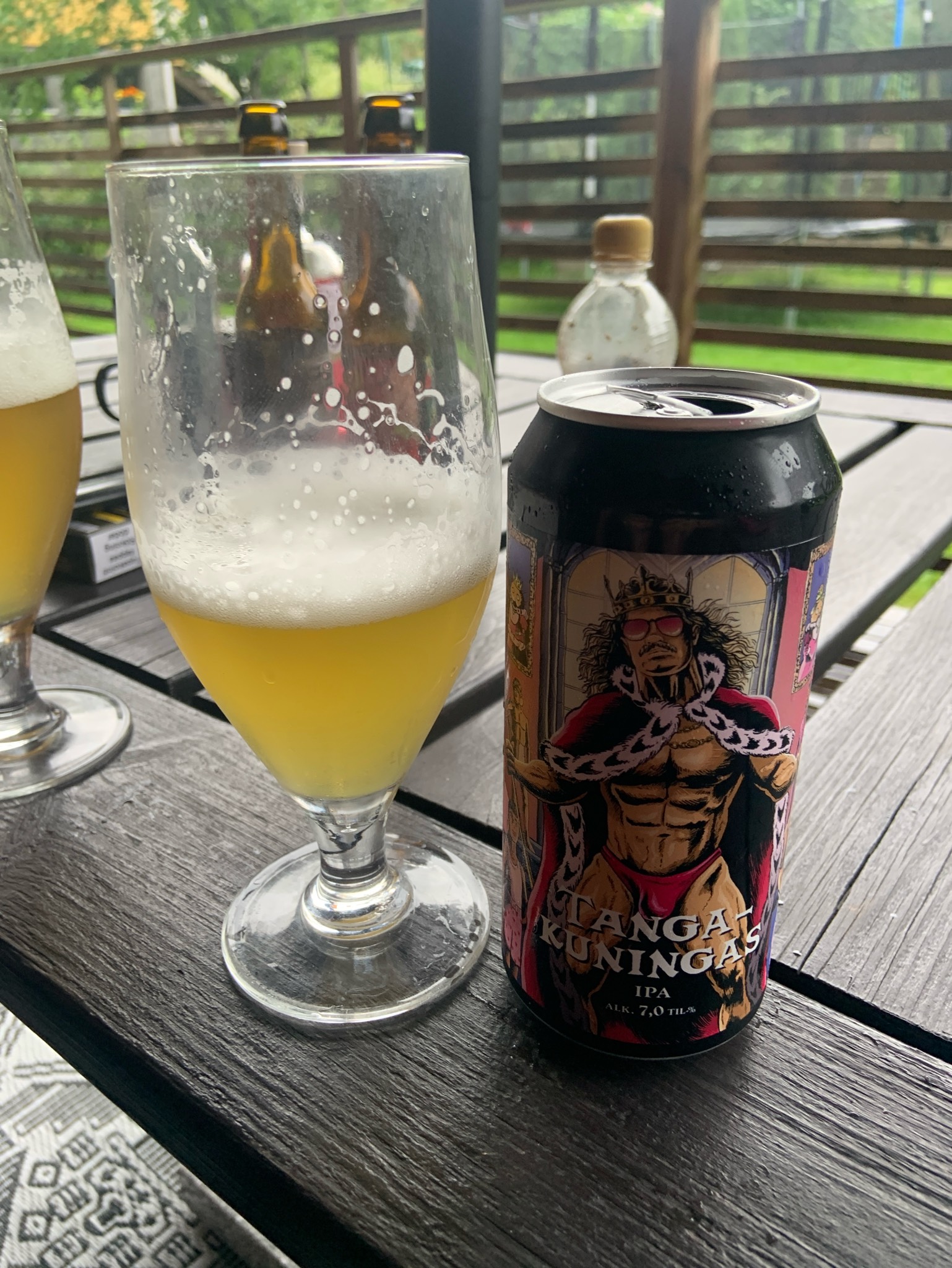 Tangakuningas, Finland