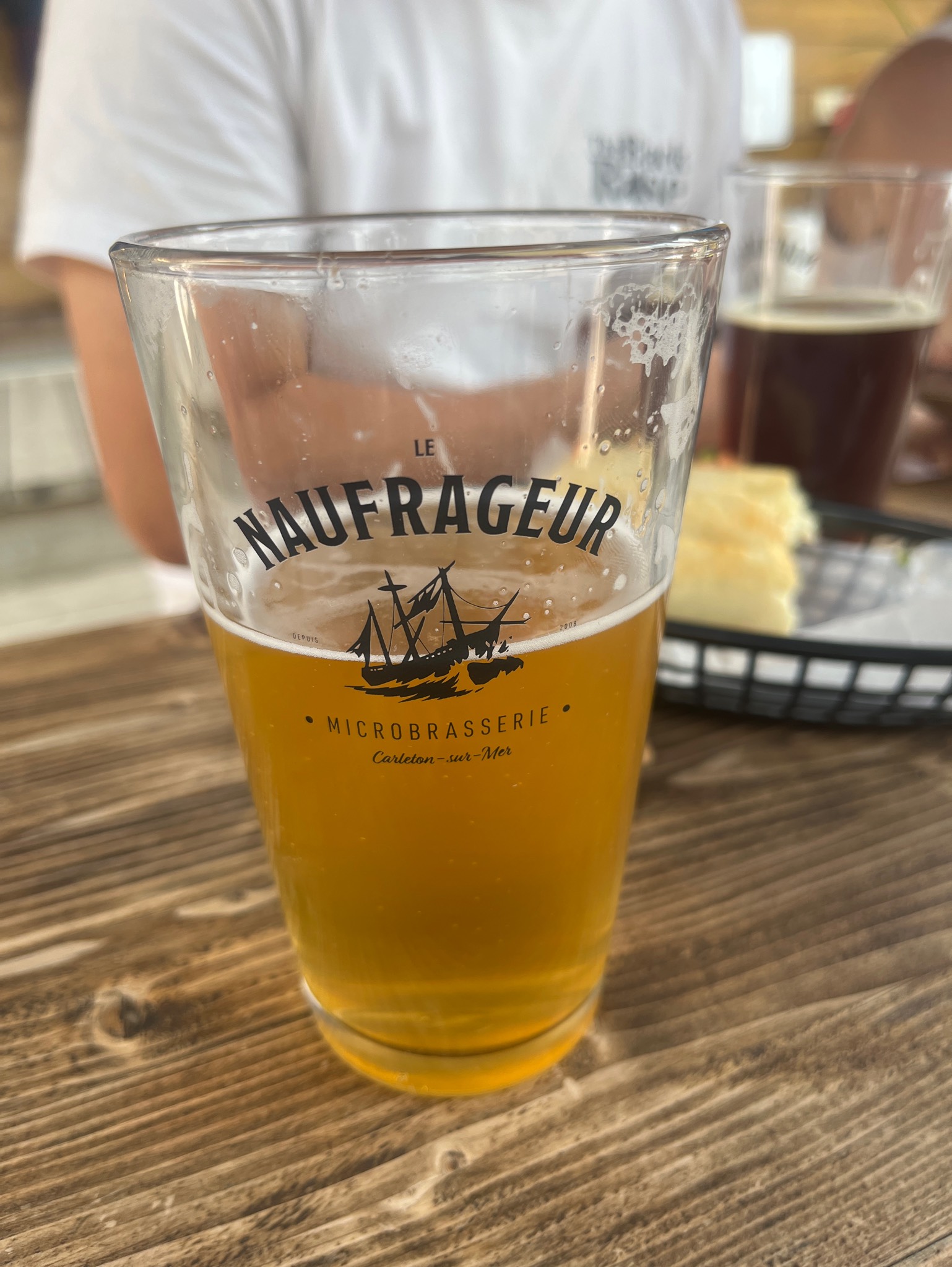 Léonne, Microbrasserie Le Naufrageur