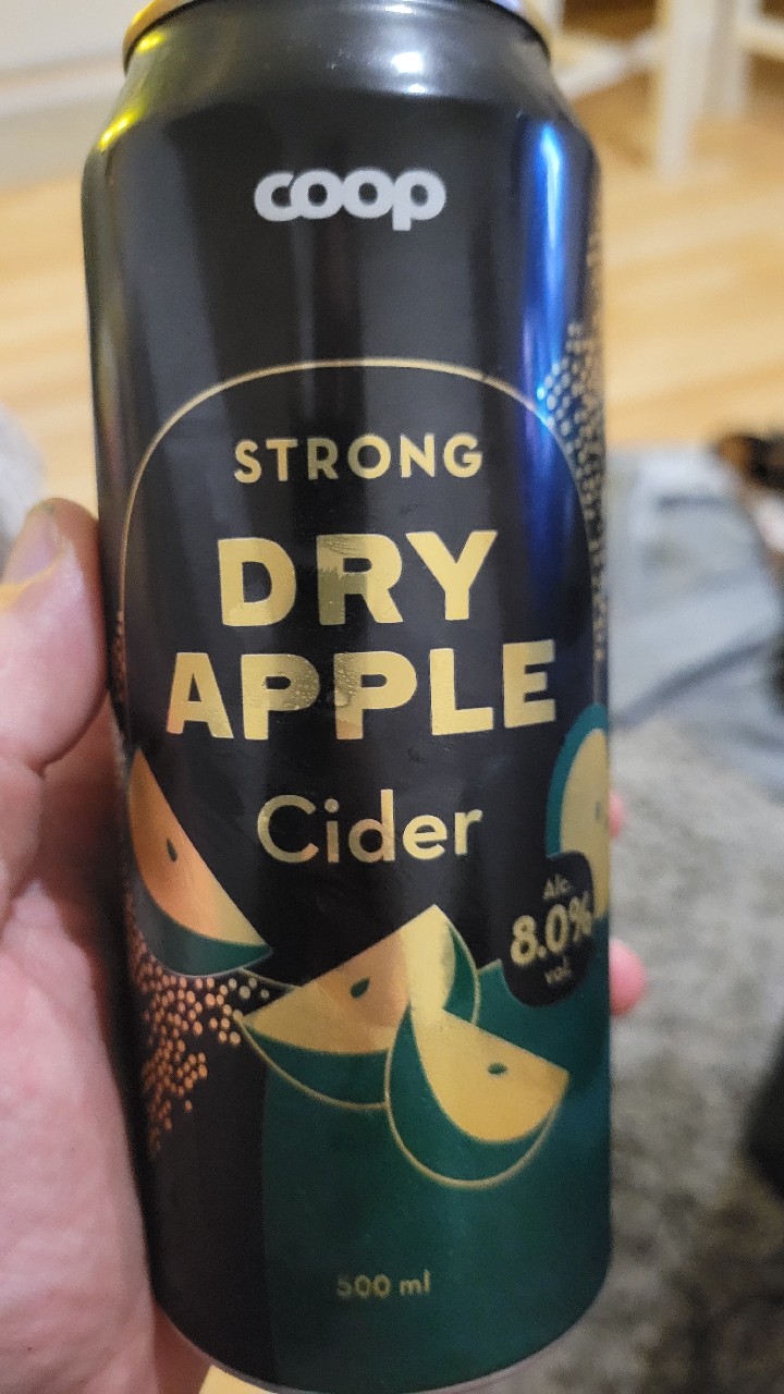 Coop Strong Dry Apple Cider, Finland