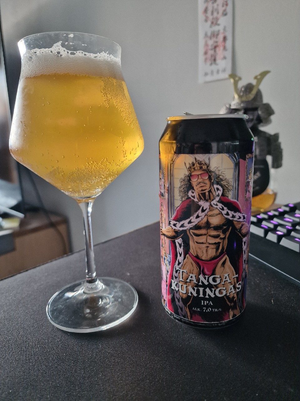 Tangakuningas, Finland