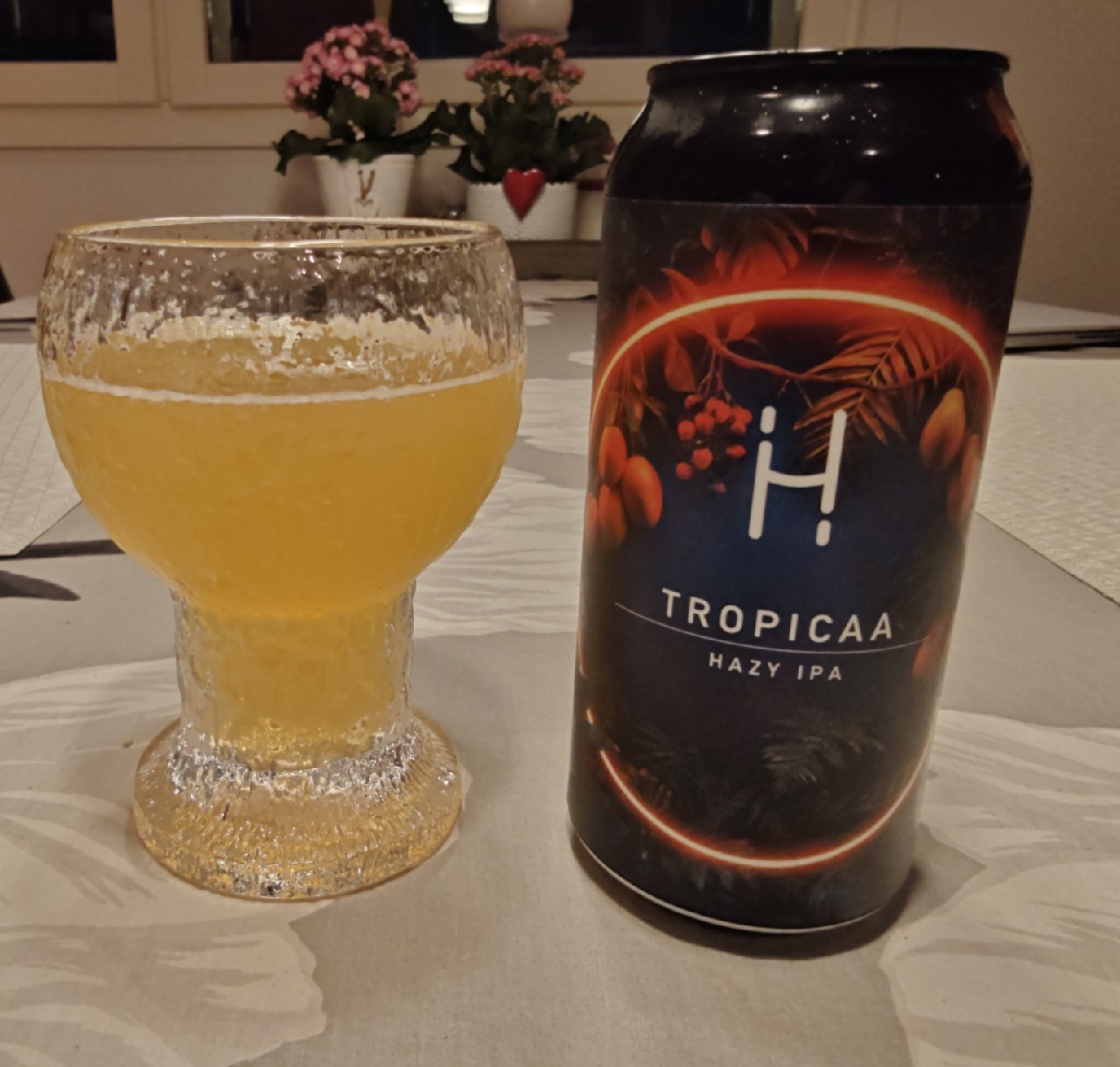 Tropicaa, Hopalaa