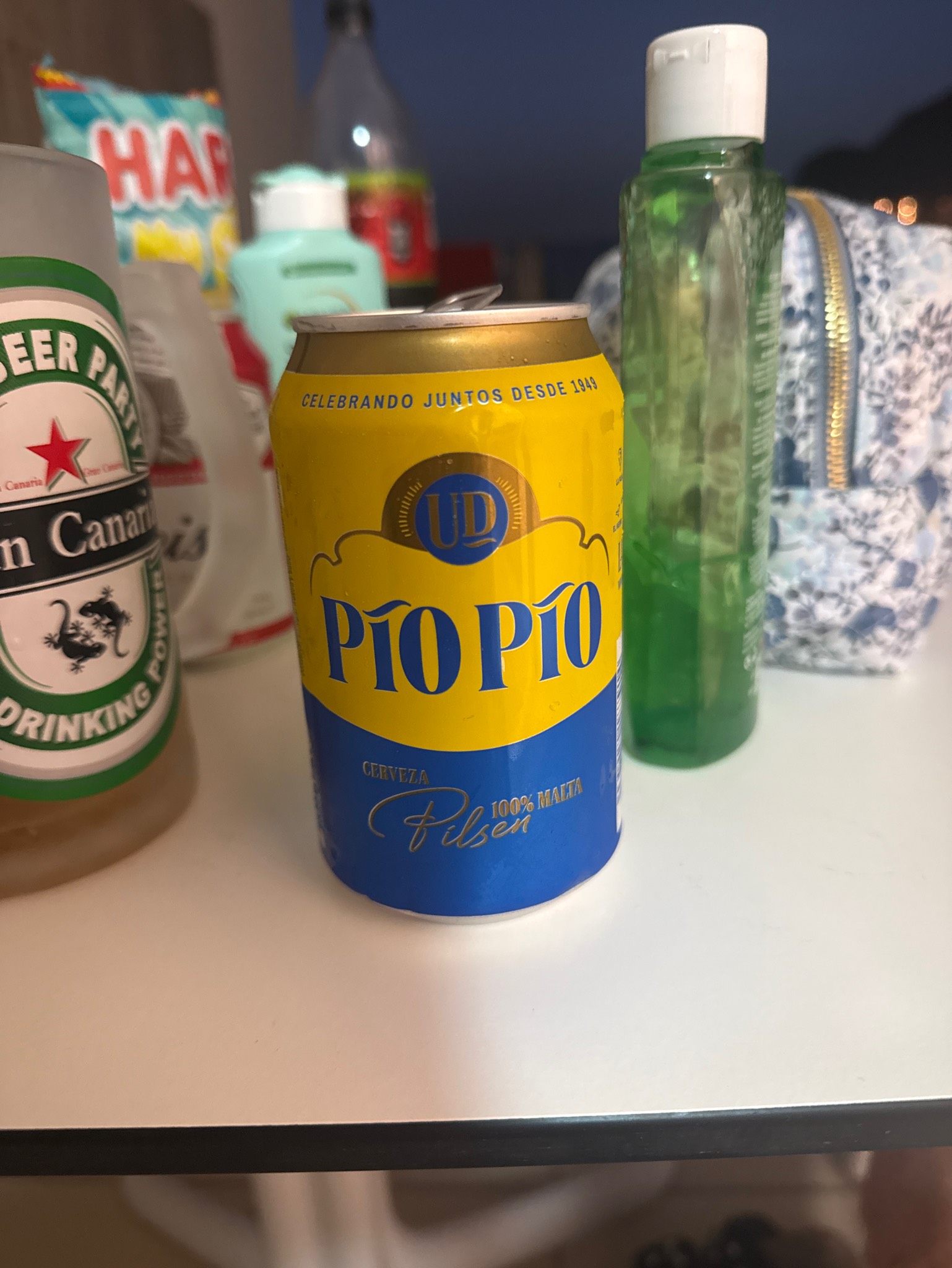 pio pio pilsner, CERVEZERA DE CANARIAS