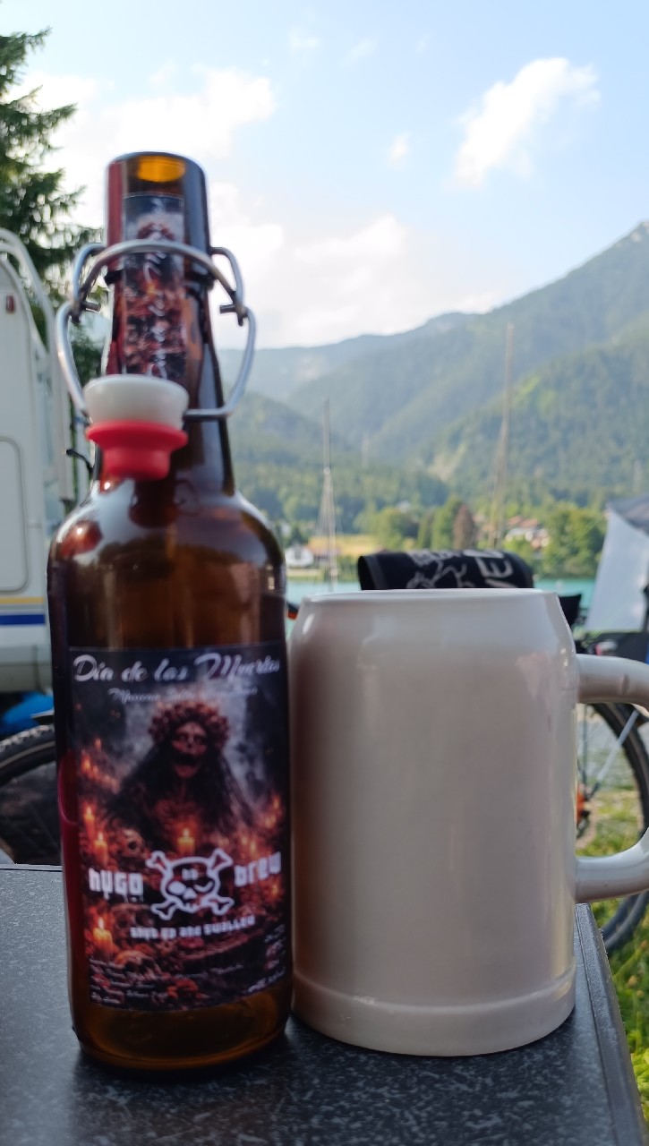 Dia de los Muertos, Hugo Brew
