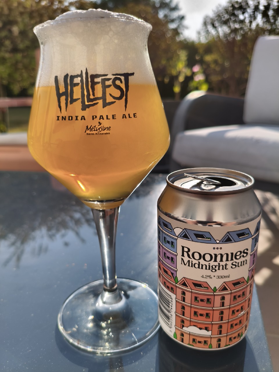 Midnight Sun, Roomies