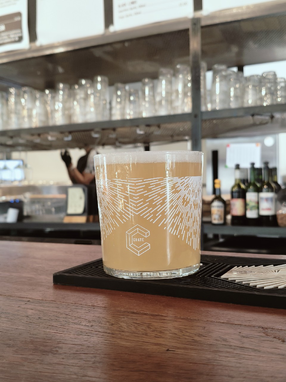 East Hazy Pale, CRATE Brewery