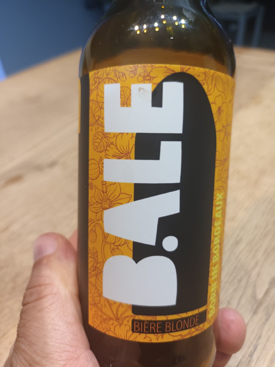 B.Ale Blonde, Brasserie Julien's (B.Ale)