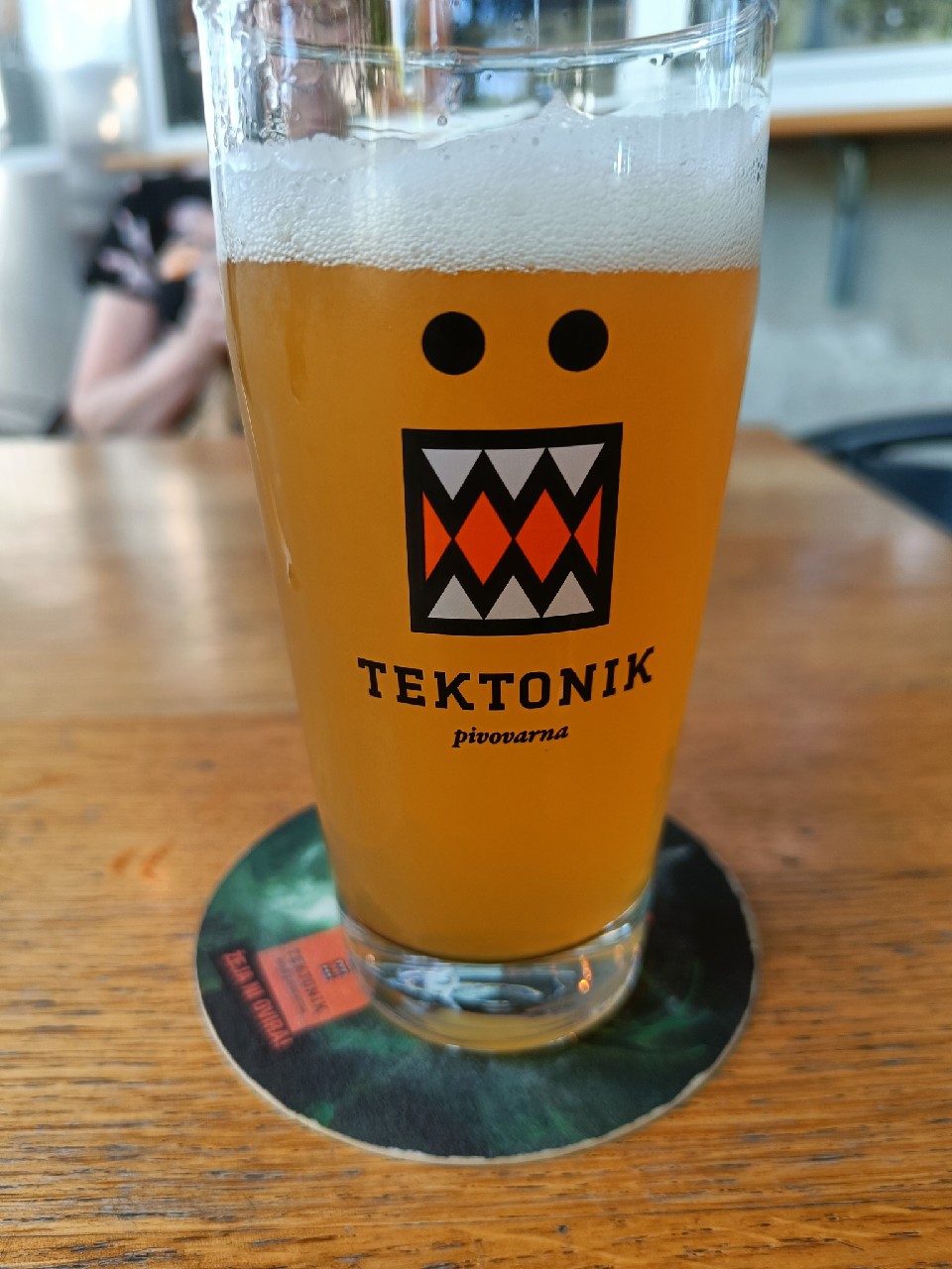 Tektonik's Murky Hazy IPA, Tektonik Craft Brewery | Tektonik Kraft Pivovarna