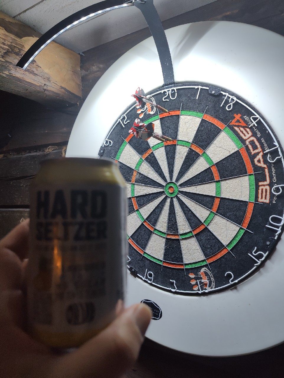 Hard Seltzer Gin & Pineapple, Finland