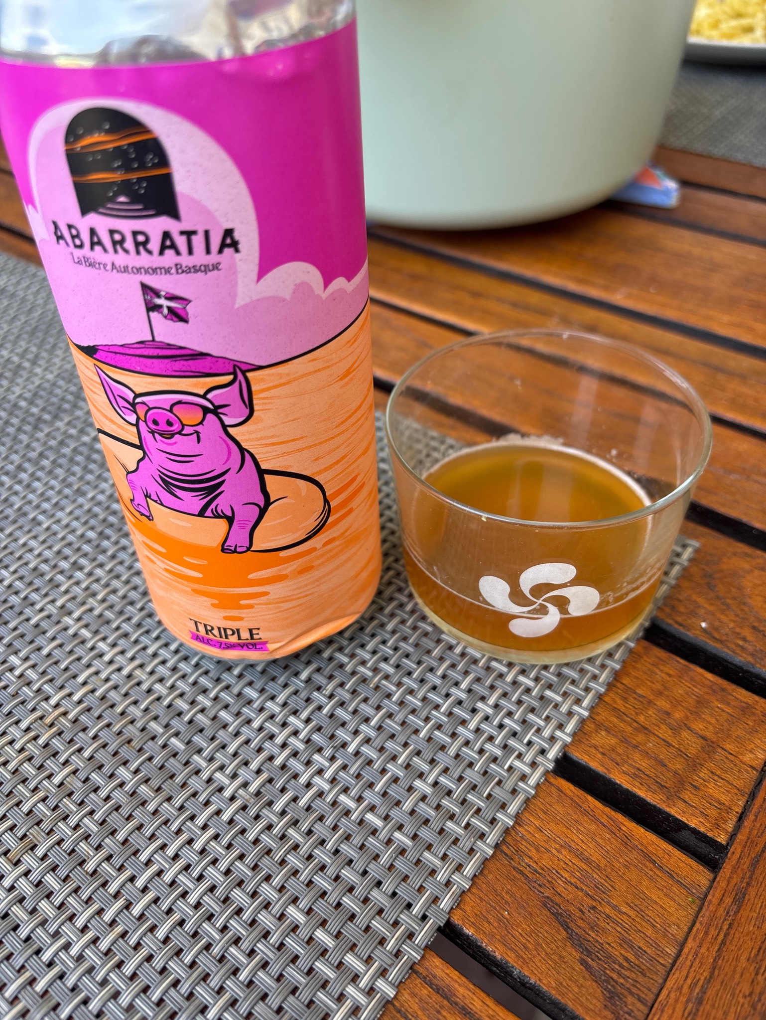Abarratia Triple, Abarratia