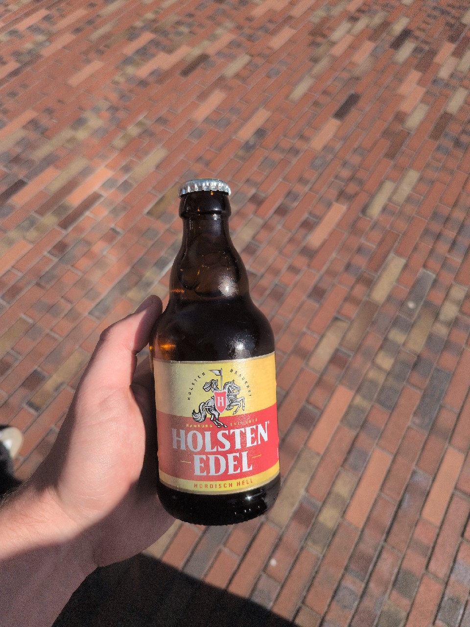 Holsten Edel, Holsten-Brauerei (Carlsberg)