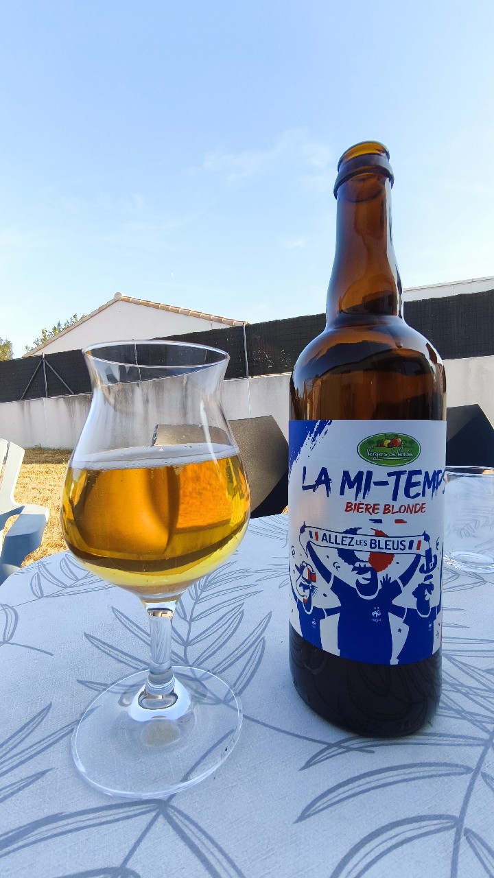 La Mi-Temps, Les Coureurs De Lune