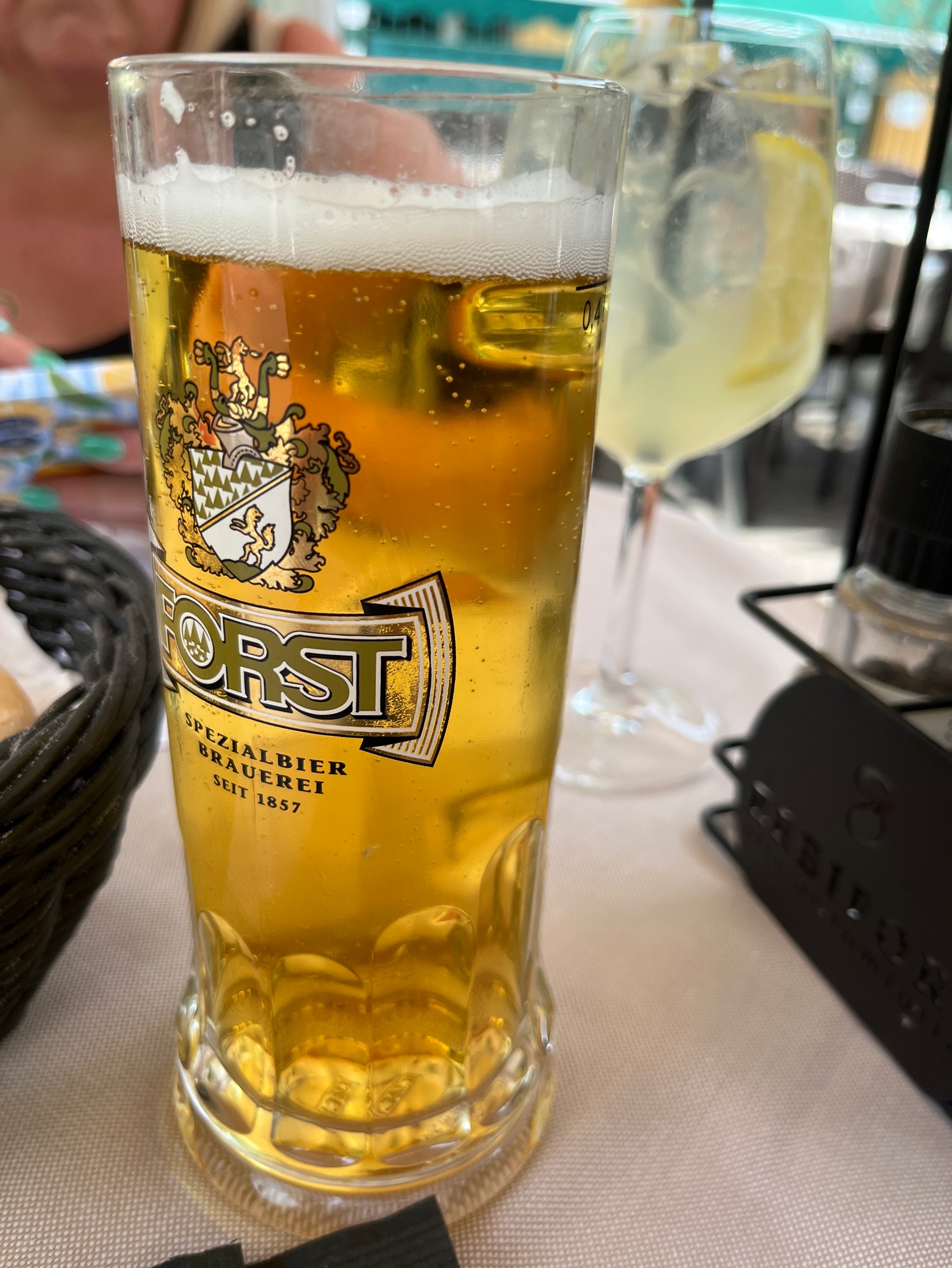 Premium, Italy