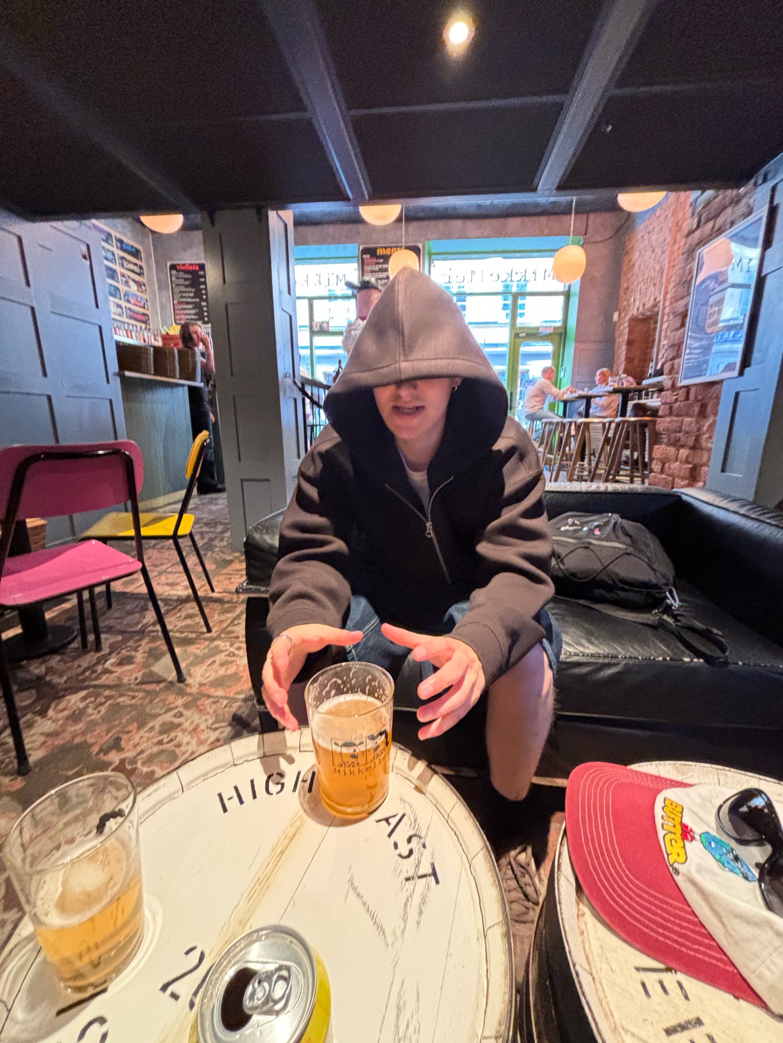 Lazurite 7.4%, Warpigs Brewpub