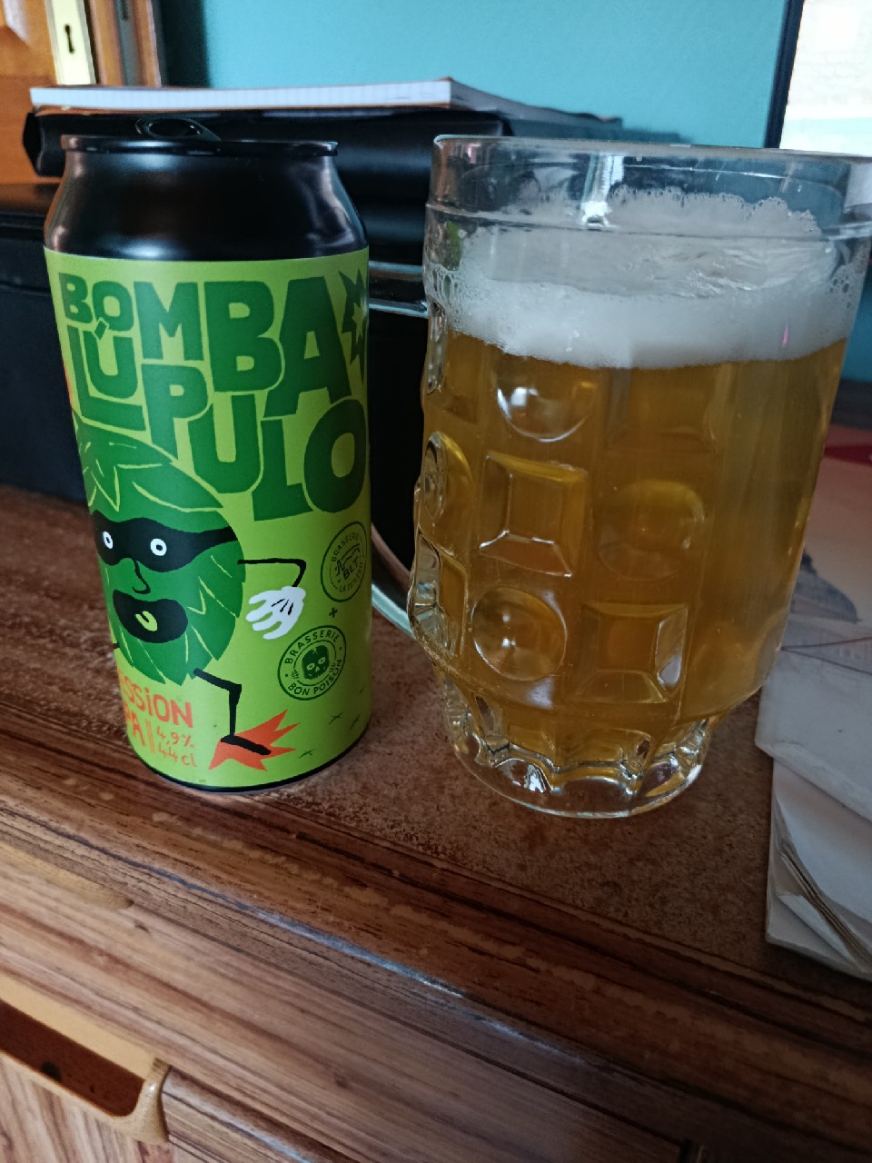 Bomba Lúpulo!, Brasserie Bon Poison