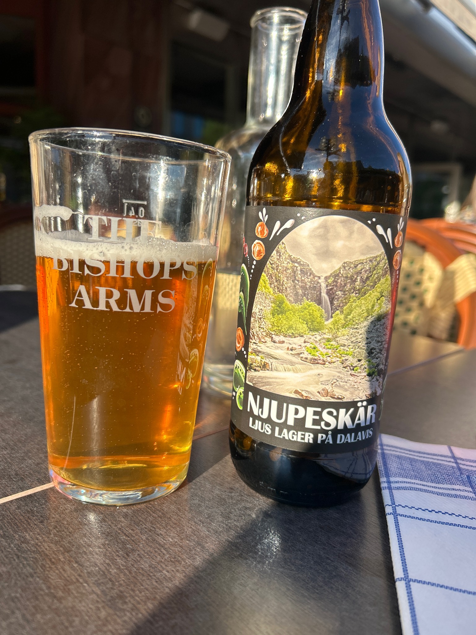 Njupeskär lager, Sweden