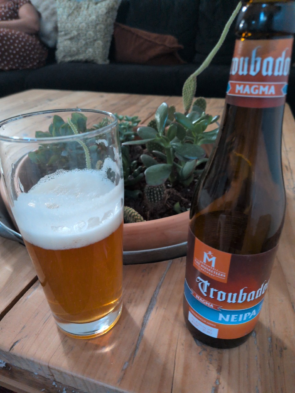 Troubadour Magma NEIPA, Brouwerij The Musketeers