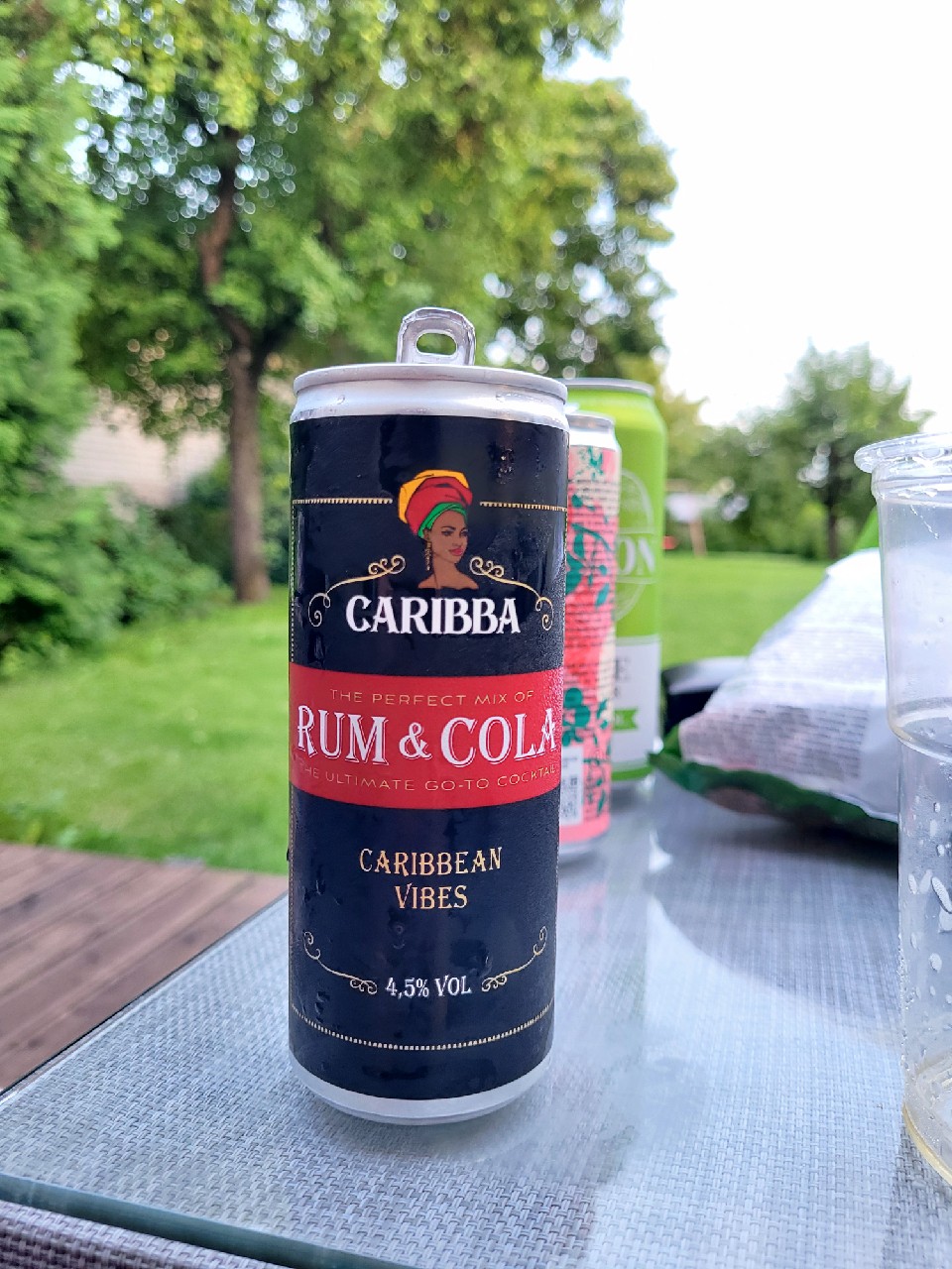 Rum & Cola, Estonia
