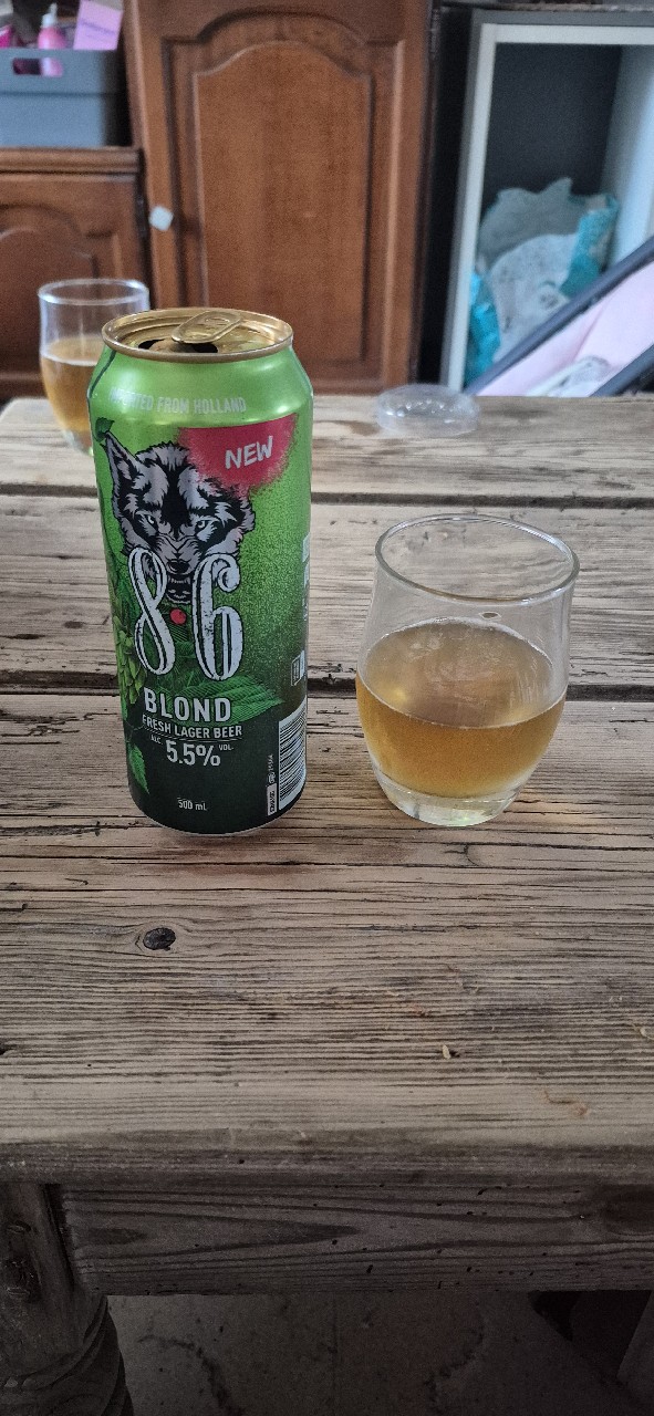 8.6 blond, Netherlands