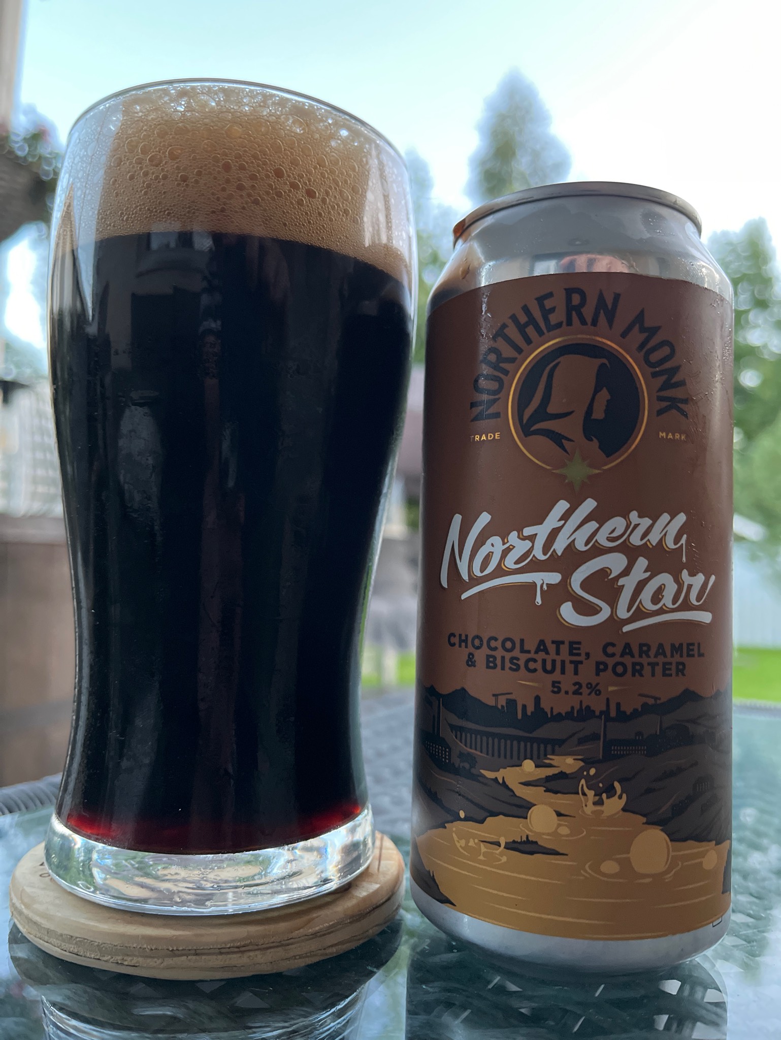 Northern Star: Chocolate, Caramel & Biscuit Porter, England