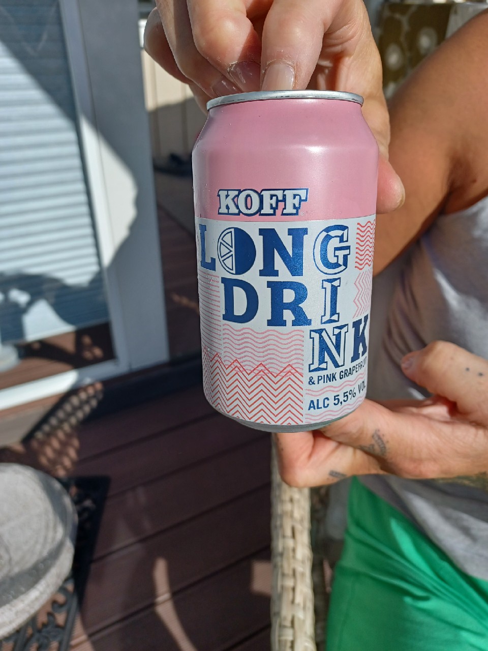 KOFF Long Drink Gin & Pink Grapefruit, Finland