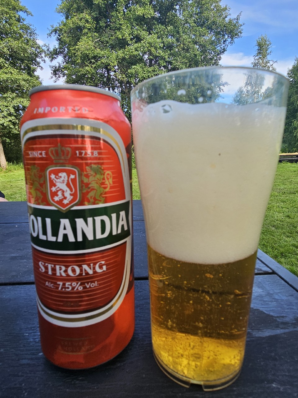 Hollandia Strong, Bavaria Brouwerij (Swinkels Family Brewers)