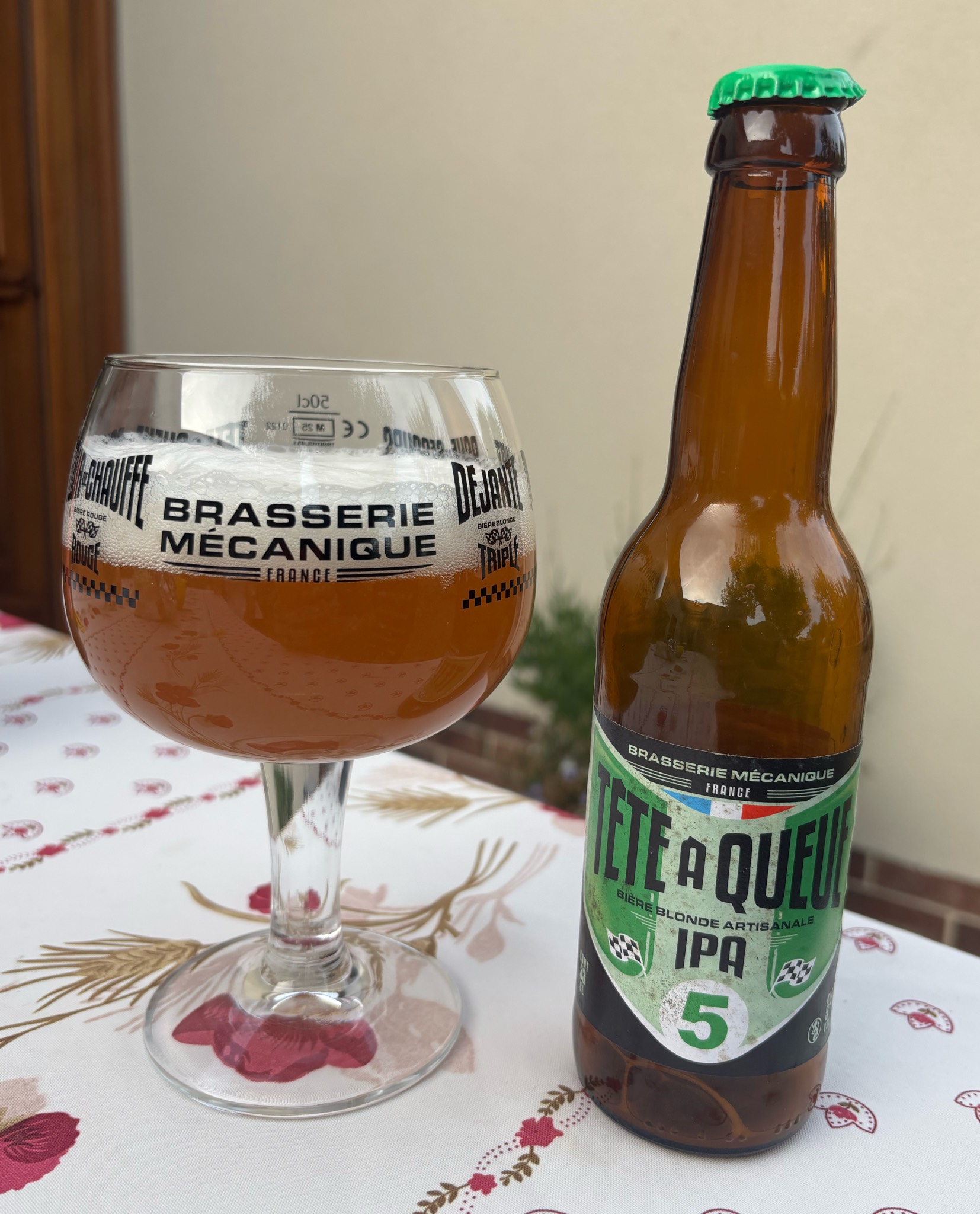 Tête À Queue, France