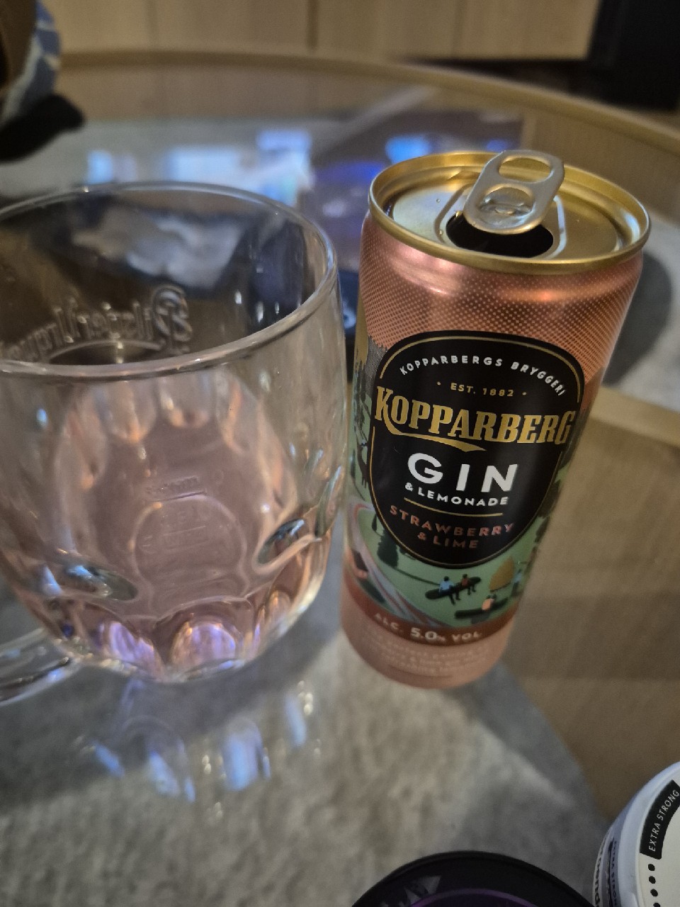 Kopparberg Gin & Lemonade - Strawberry & Lime, Sweden
