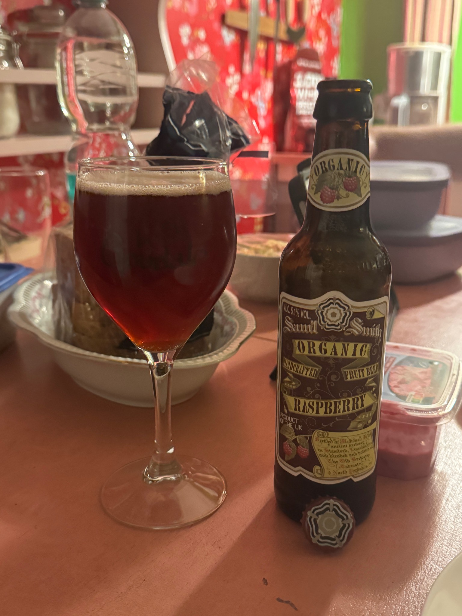 Organic Raspberry Fruit Beer, England