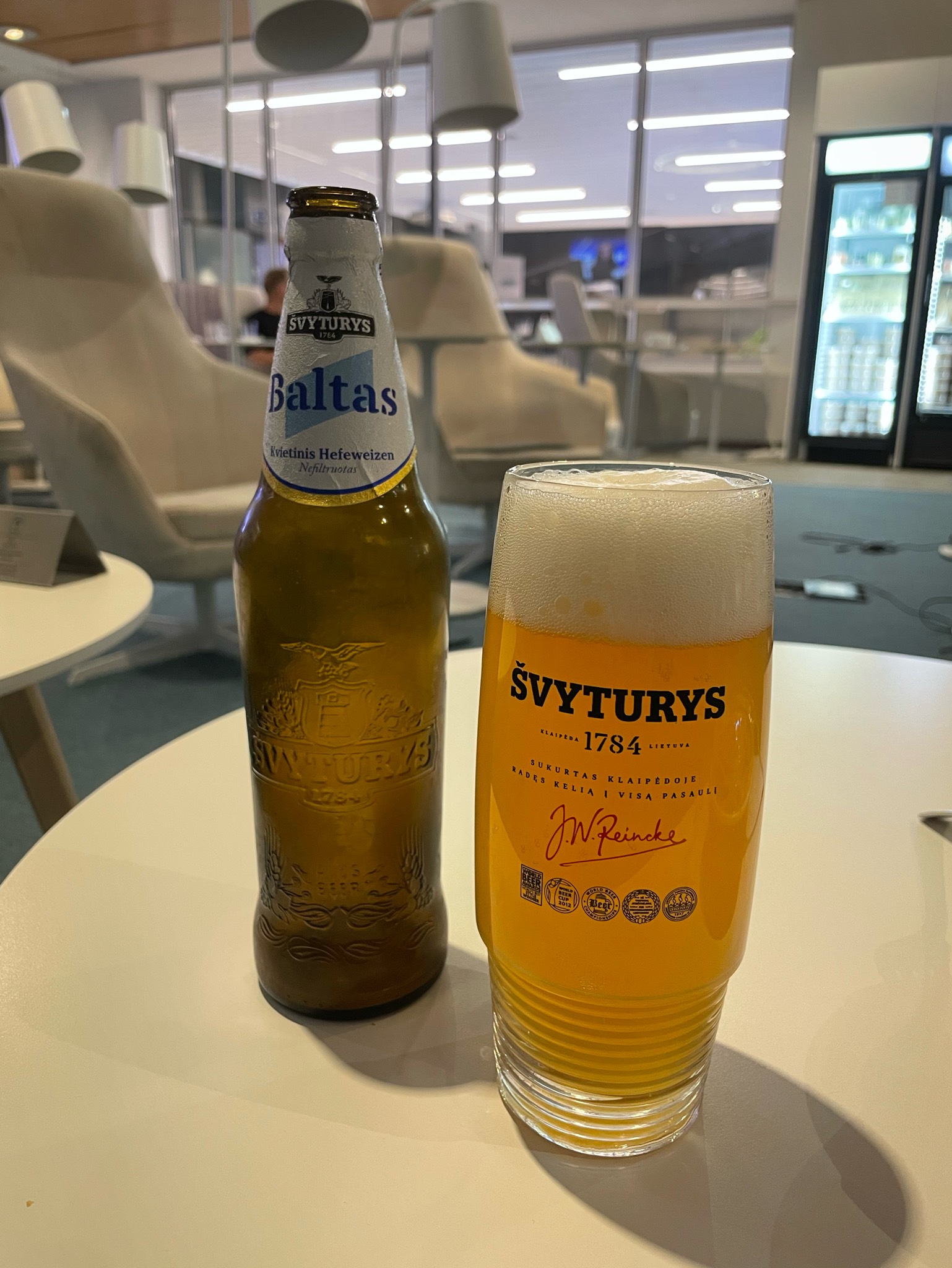 Baltas Hefeweizen Kvietinis, Švyturys (Carlsberg)