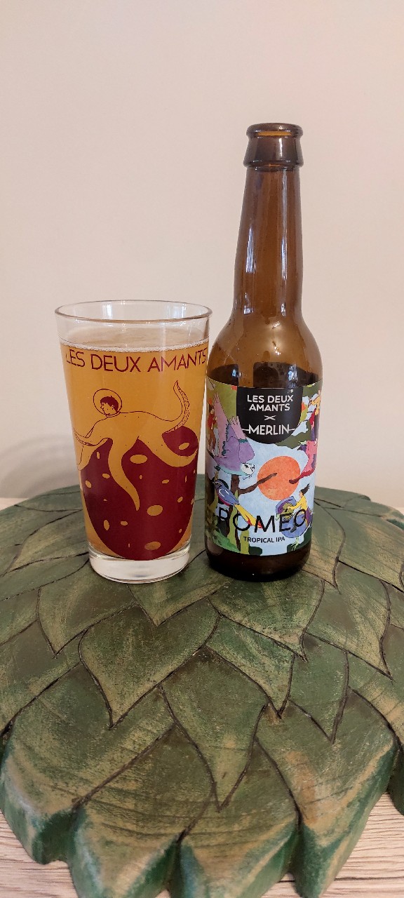 Roméo, Brasserie Les Deux Amants