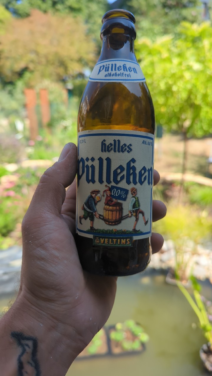 Helles Pülleken Alkoholfrei 0,0%, Brauerei C.& A. Veltins