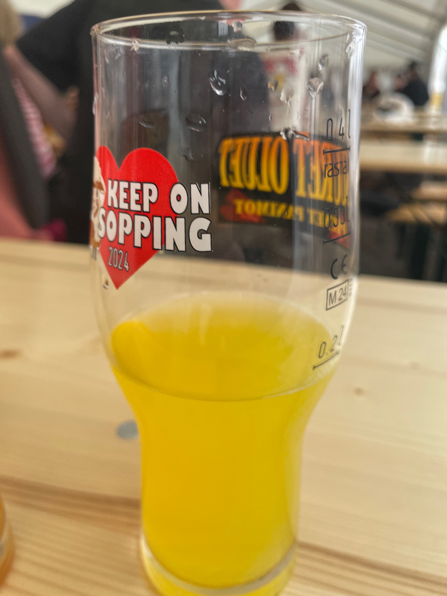 Long Drink with Gin, Passion fruit & Vanilla, Mad Hopper Brewing Co.