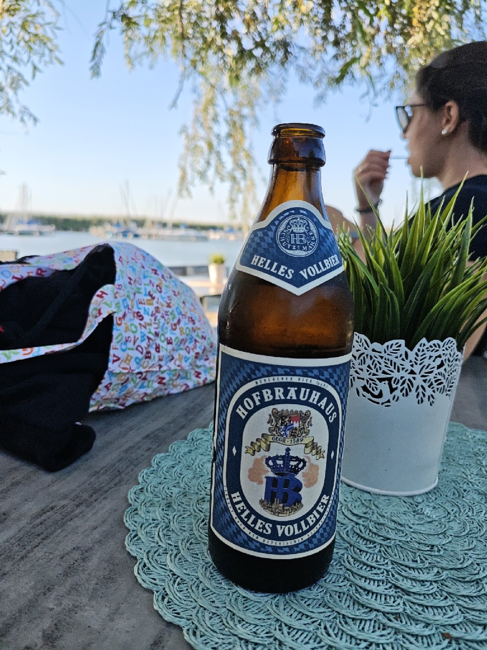 Hofbräuhaus München Helles Vollbier, Staatliches Hofbräuhaus München