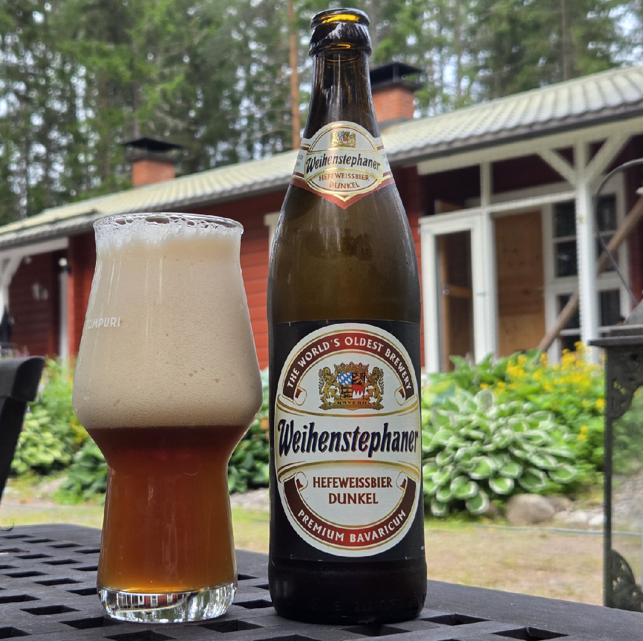 Weihenstephaner Hefeweissbier Dunkel, Bayerische Staatsbrauerei Weihenstephan