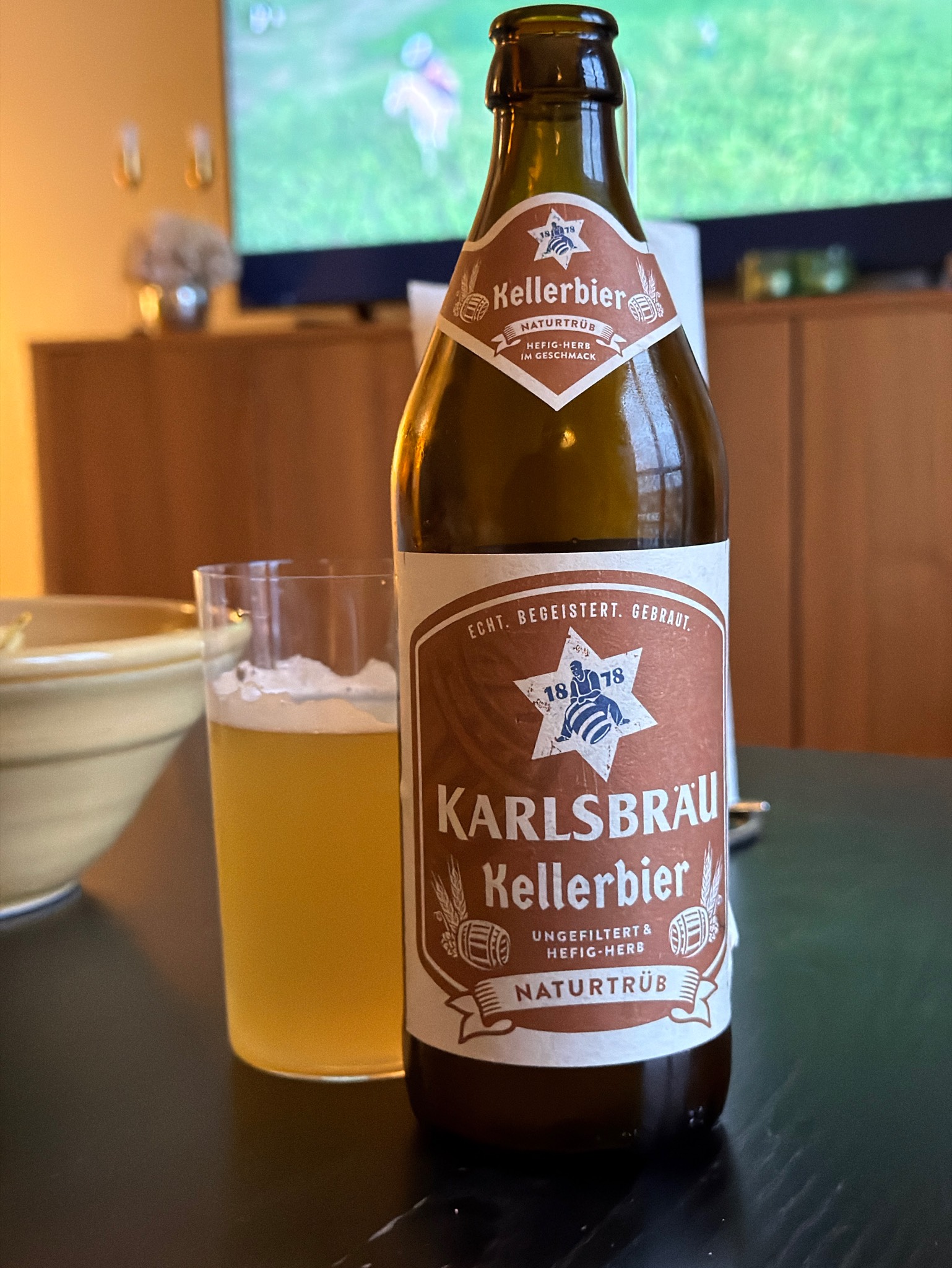 Karlsbräu Naturtrübes Kellerbier, Karlsberg Brauerei