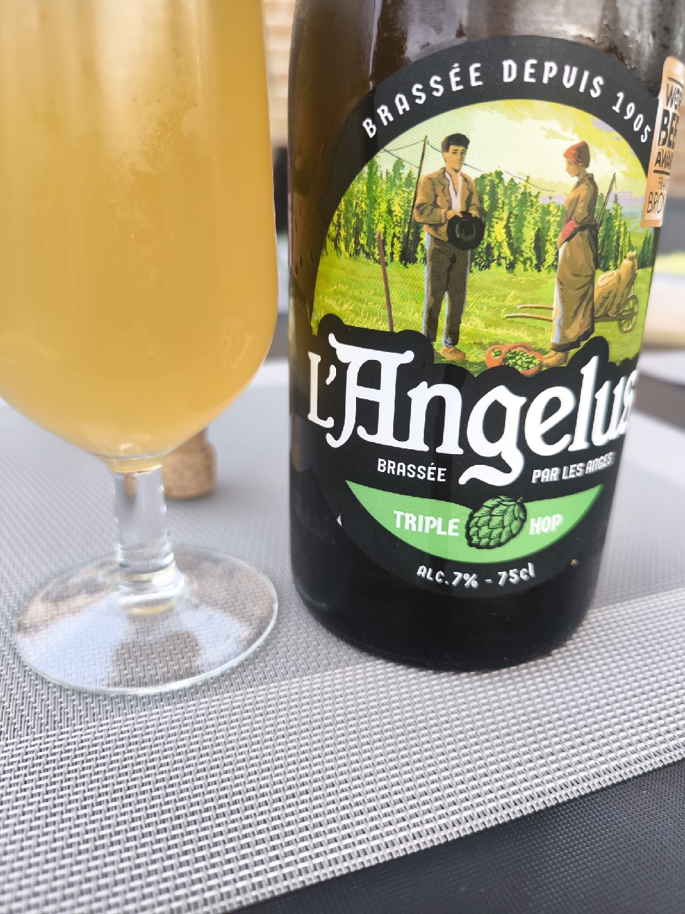 L'Angelus Triple Hop, France