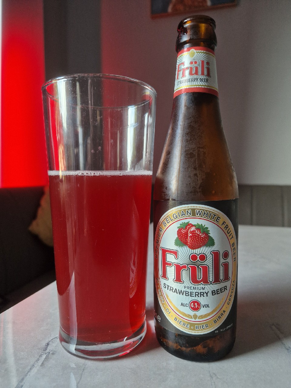 Früli Strawberry Beer, Brouwerij Huyghe