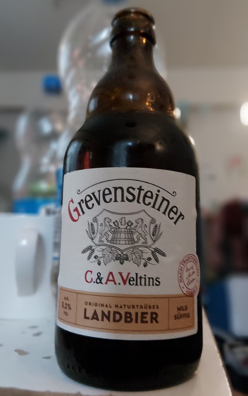 Grevensteiner Original Naturtrübes Landbier, Brauerei C.& A. Veltins