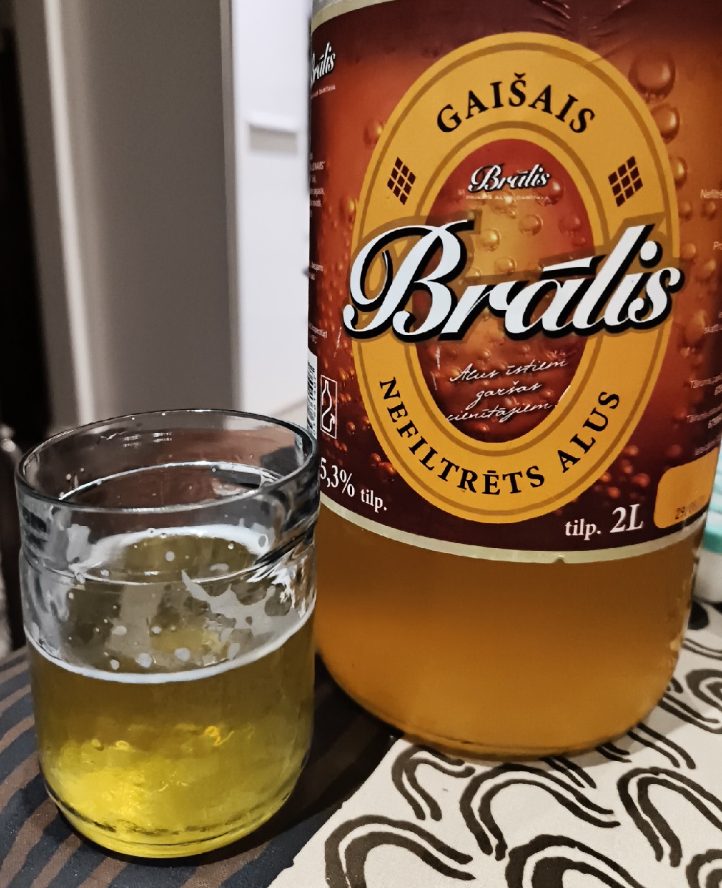 Brālis Gaišais Nefiltrēts, Brālis